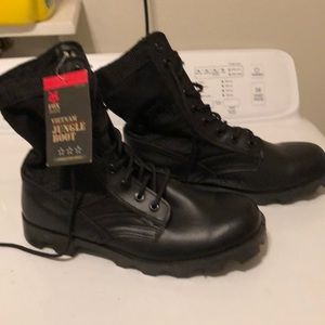 Military boots fox military footwear